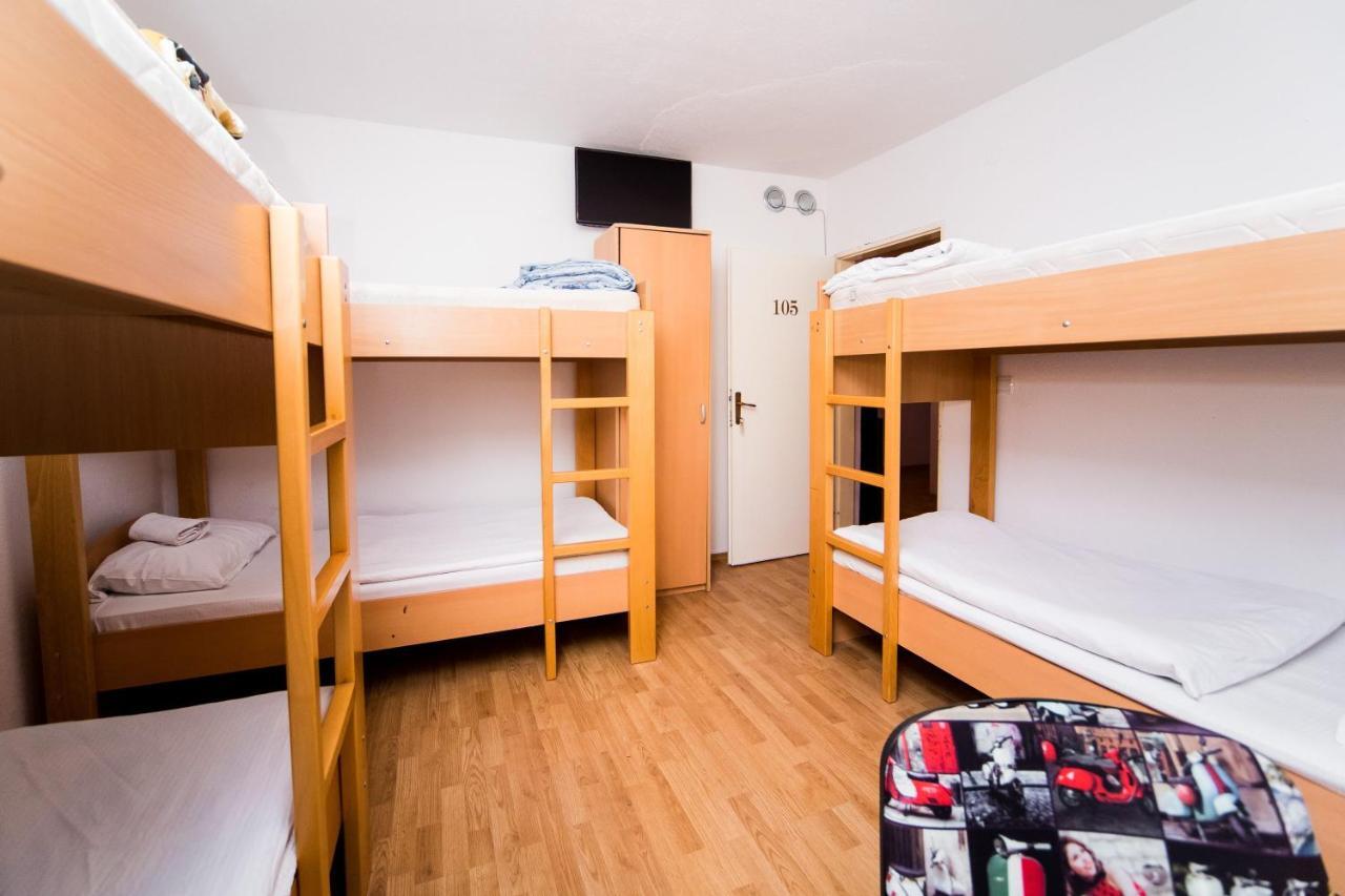 Hostel Herz Баня-Лука Экстерьер фото